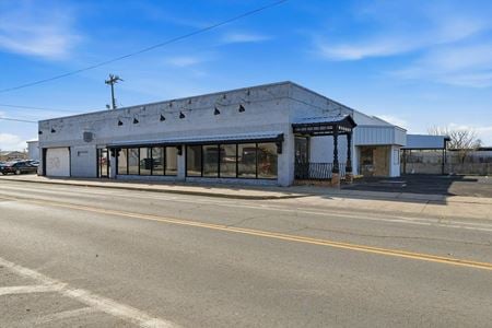 Industrial space for Rent at 215 N Western Ave in Oklahoma City