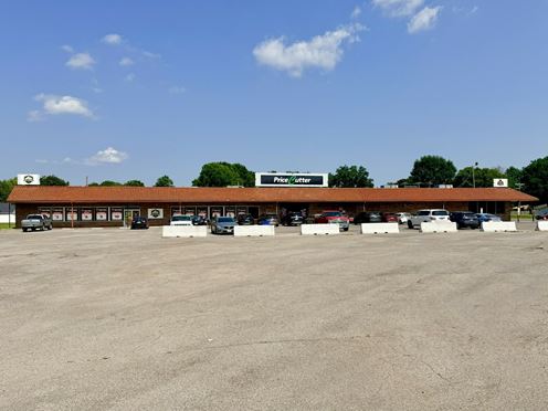 Villa Shopping Center