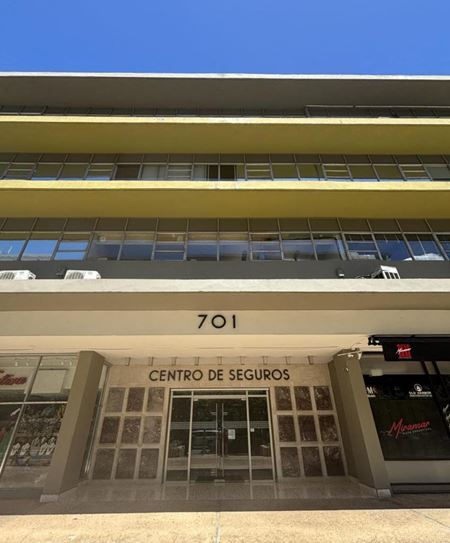 Photo of commercial space at 701 Av. de la Constitución in San Juan