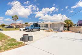 133 Bridgeport Rd