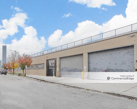 39-15, 39-25 & 39-35 Skillman Avenue & 39-85 39th Street