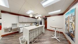 3917 University Dr. - Sublease
