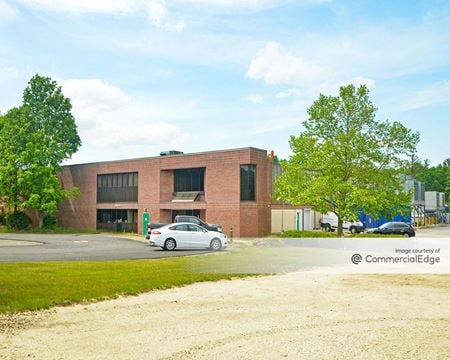 Commercial space for Rent at 310 Kenneth Welch Drive in Lakeville