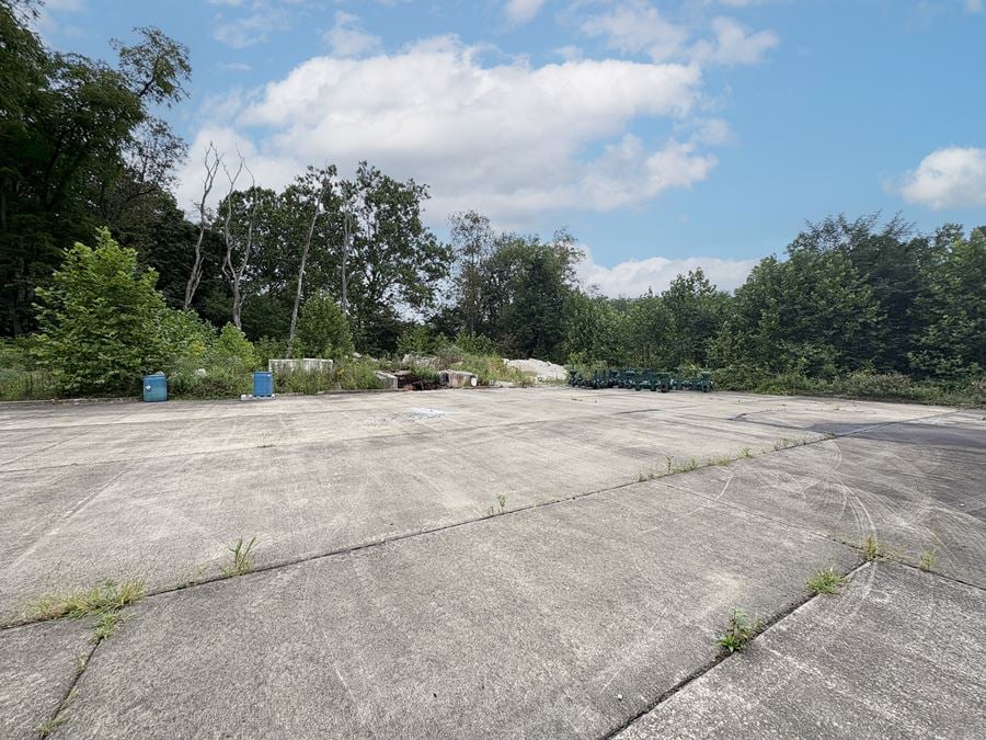 Industrial Sublease Available in Chartiers Industrial Park
