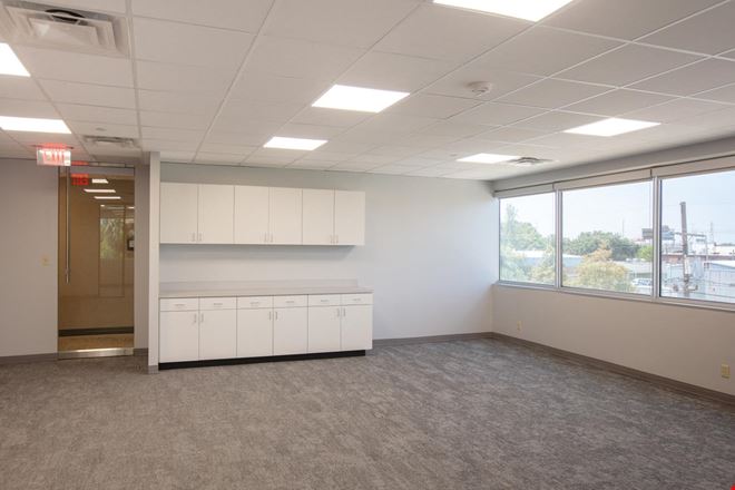 Oakwood Corporate Center I Gretna, LA