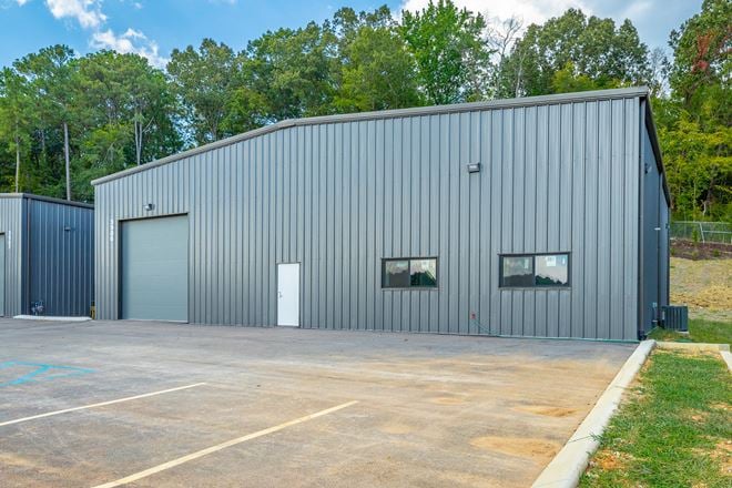 3906-3907 Caine Ln - Lease