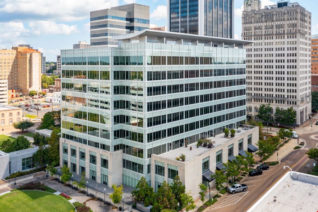 Special Servicer Sale | Class A Office Tower & Parking Garage