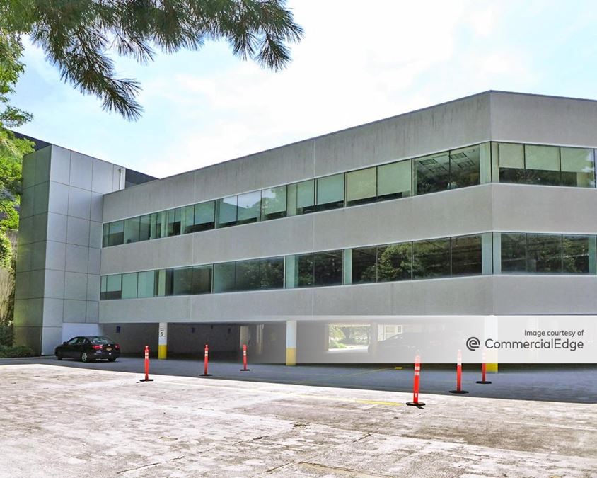 1155 Northern Blvd 1155 Northern Blvd Office Building