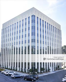 Fullerton Towers - 1440