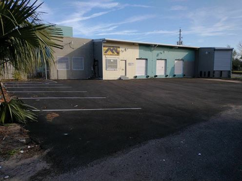 2263 Lewis St
