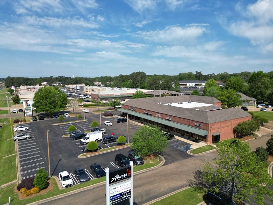 Retail Space | Crossgates Landing I on HWY 80 | Brandon, MS