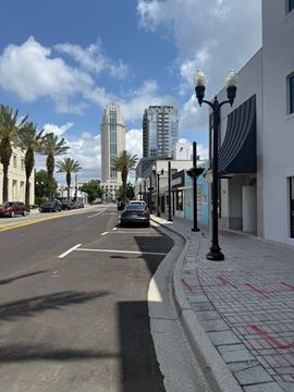 211 N Magnolia Avenue