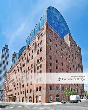 300 Kent Avenue