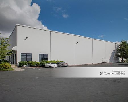 Industrial space for Rent at 840 Industry Drive North in Auburn