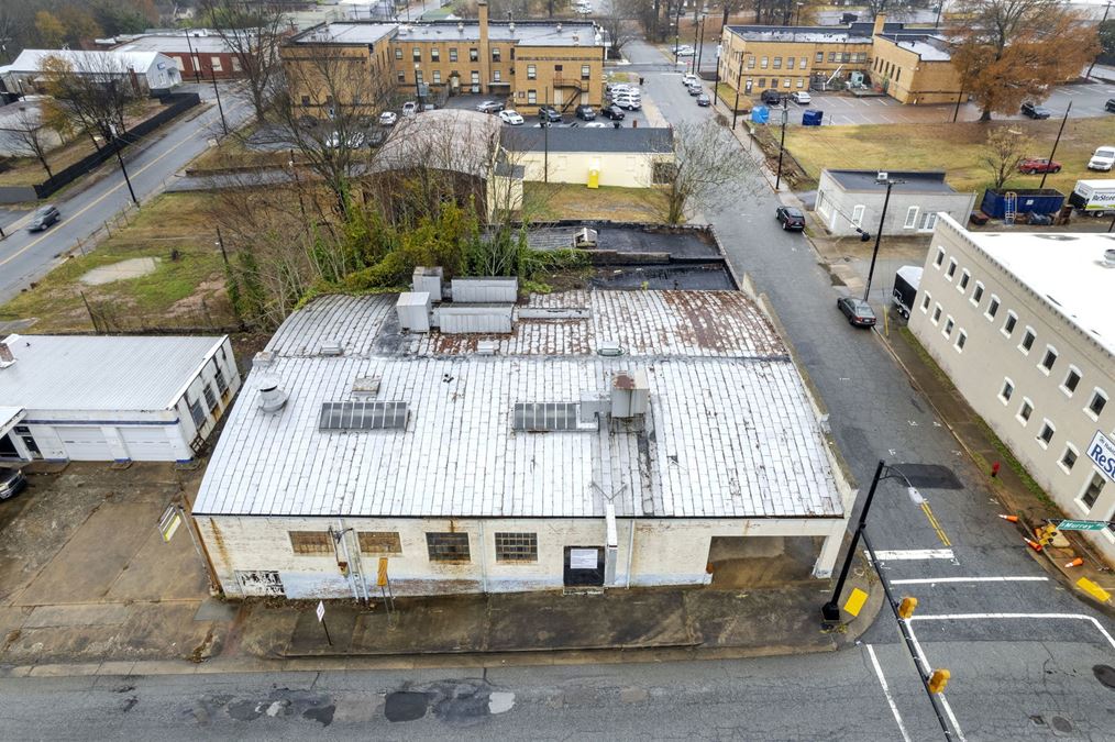 201 W Church St
