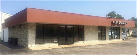 Retail space for Rent at 1730  State Street in Racine