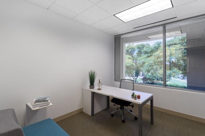 Sunroad Corporate Center