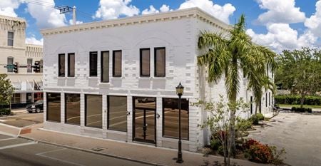 Retail space for Rent at 905 Manatee Avenue East in Bradenton