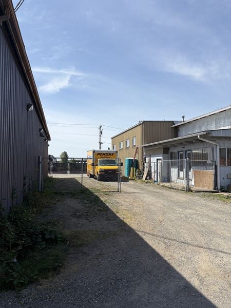Industrial space for Rent at 1217 1st St & 103 Cedar Ave in Marysville