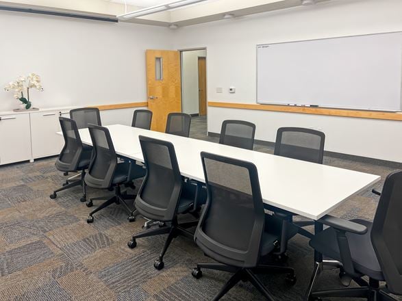 Regus - San Diego - Via del Campo