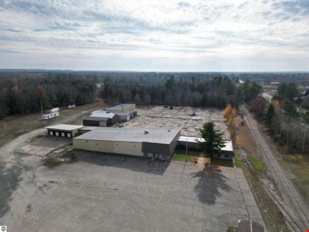 Commercial space for Sale at 829 S Cedar St in Kalkaska