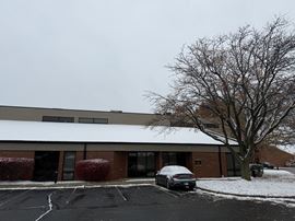 2485 Directors Row – Sublease