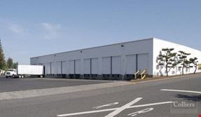 Airport Adjacent Industrial Building ¦ ±13,950 SF
