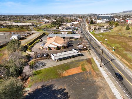 Photo of commercial space at Olive Highway in Oroville