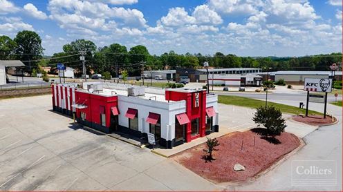 ±3,520-SF Restaurant with Convenient Access Off I-85