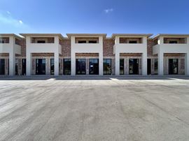 210 Calle del Norte