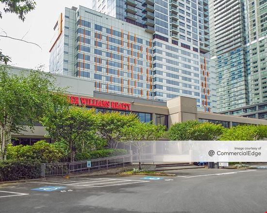 Bellevue Park Plaza