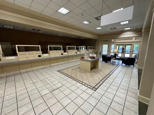 1535 Benning Dr