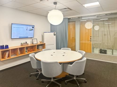 Regus - Charlotte Trade and Tryon