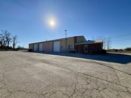 Gas, KS Office Warehouse