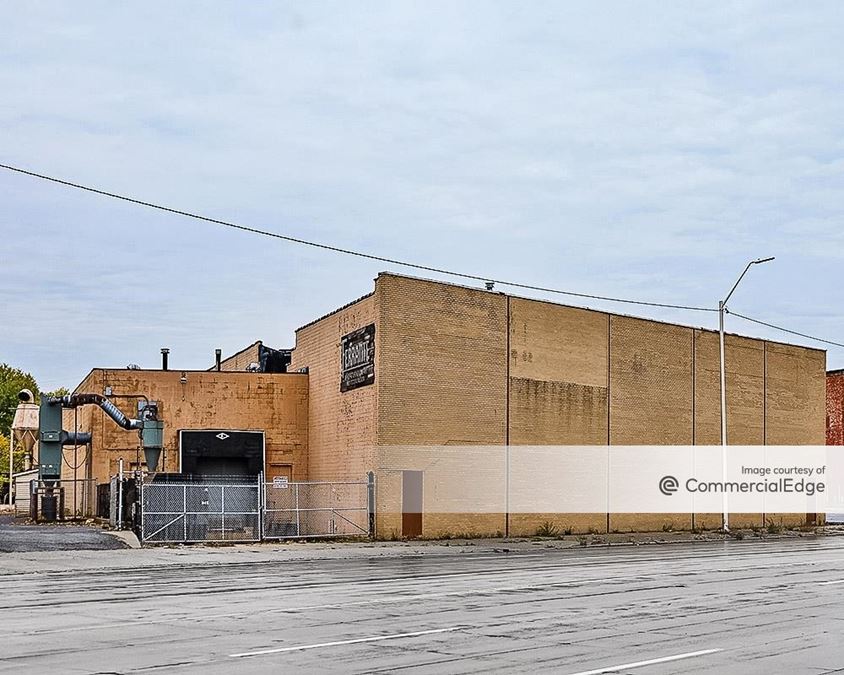6626 Gratiot Avenue, Detroit, MI Industrial Building