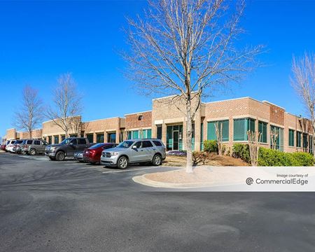 Photo of commercial space at 960 North Point Pkwy in Alpharetta