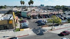 Lynwood Plaza