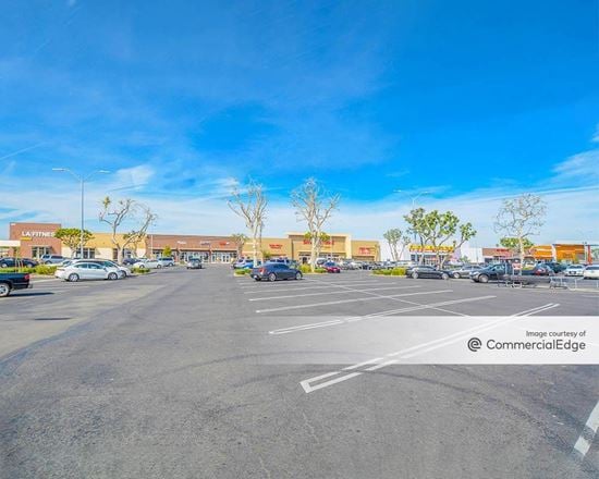 Oxnard Port Place Shoppes