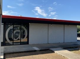RETAIL/OFFICE ON SUNSHINE FOR SALE OR LEASE