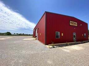 Lindsay Industrial Yard, Warehouse and Office