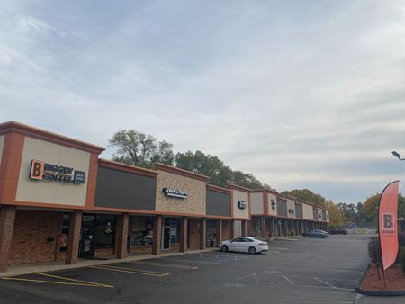 Commercial space for Rent at 38047-38151 Ann Arbor Road in Livonia