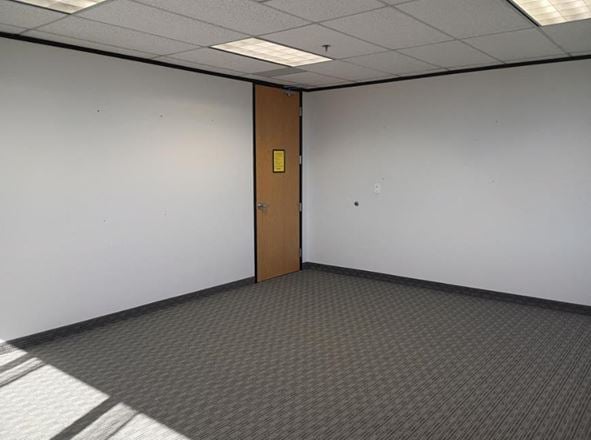 Workstyle Flexible Spaces - 8330-8360 Lyndon B Johnson Fwy