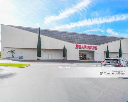 Retail space for Rent at 5682 Telephone Road in Ventura