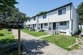 519-529 Sunnydale Place