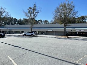 River Oak Plaza