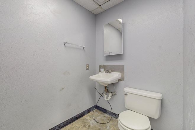 1823 Commercial St NE Suite A
