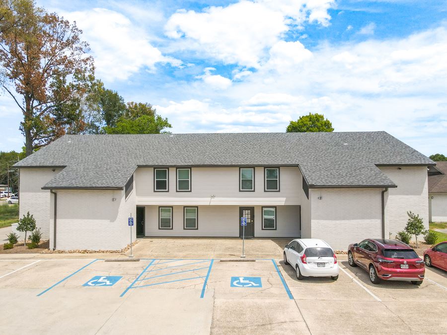 82% Occupied Multi-Tenant Office Building in Shenandoah