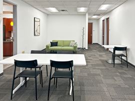 Regus - Bloomington - 4470 W 78th Street Cir