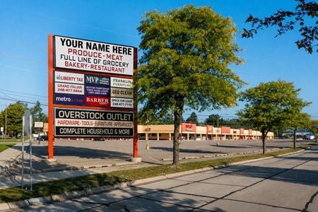 Retail space for Rent at 31530-31630 Grand River Ave in Farmington