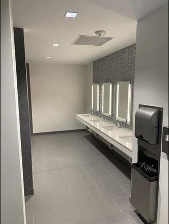 Centerpoint One